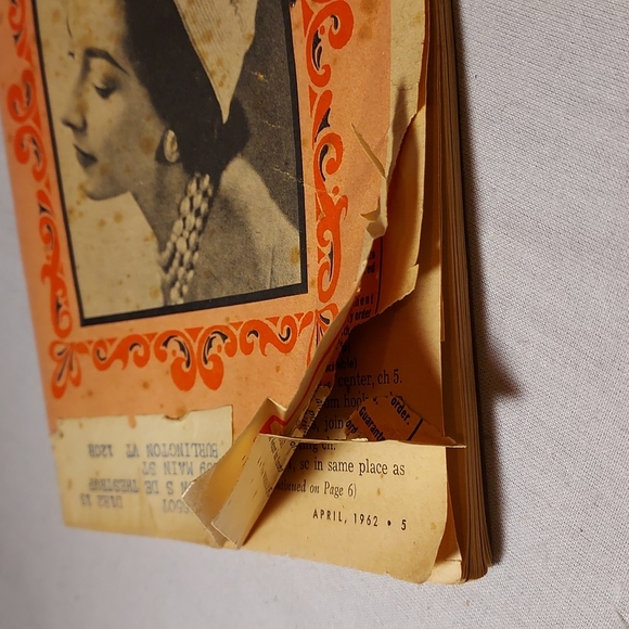 1962 Vintage "The Workbasket" Number 7 Volume 27 April 1962 - Picture 3 of 12